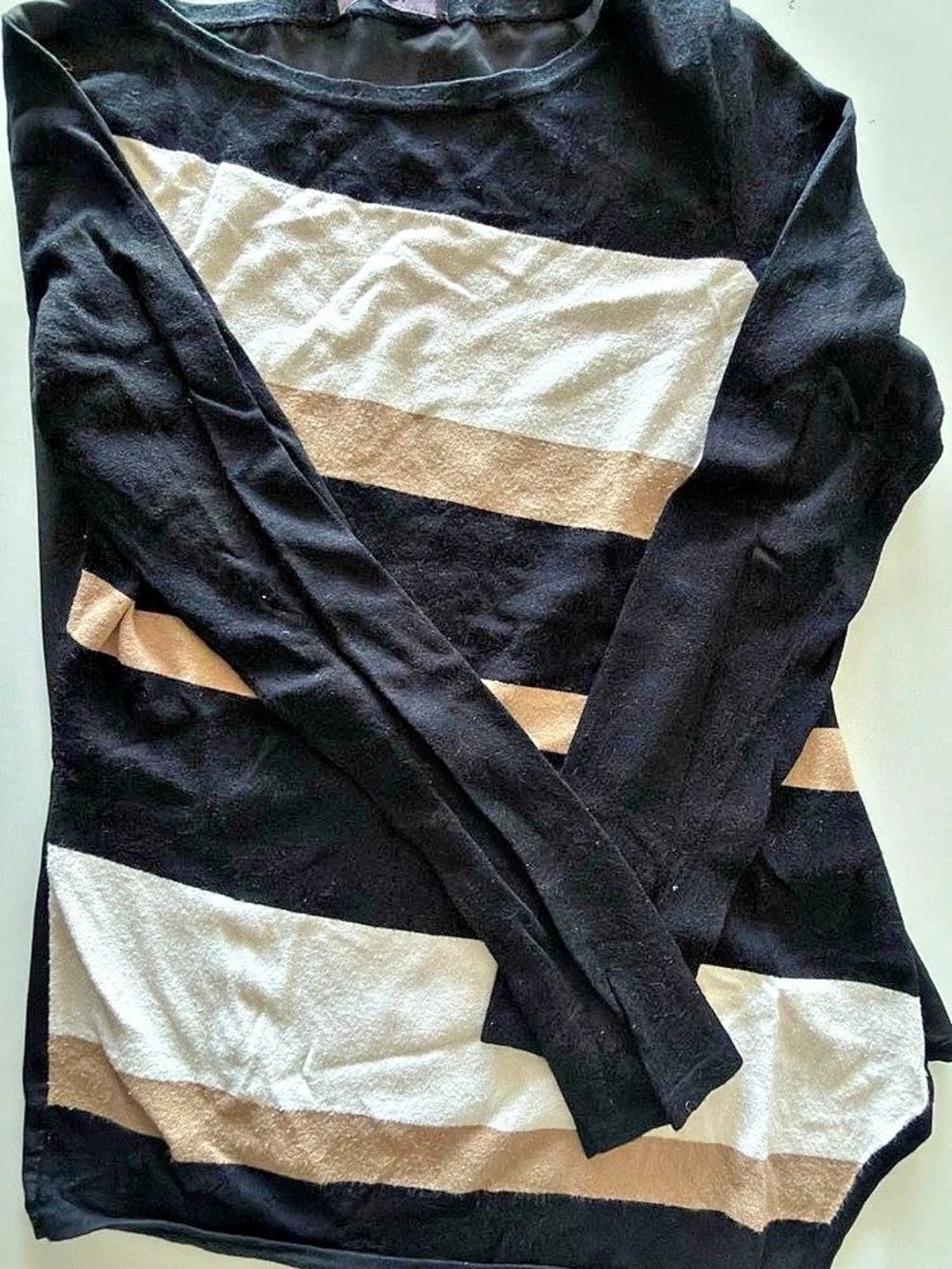 Color Block Short Sleeve Top in Black & White
